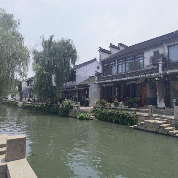 奥利维亚药店